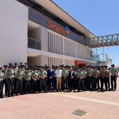 Setenta cadetes de la Guardia Civil conocen la labor de Casva y Simetría Grupo en una visita formativa.