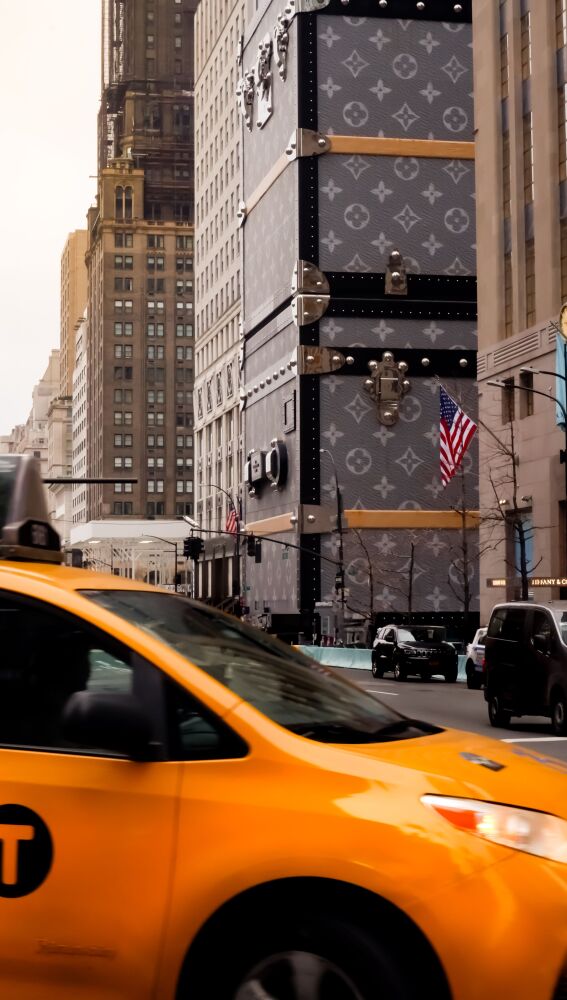 Icónico revestimiento de tienda de lujo en Nueva York