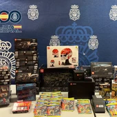 Artículos recuperados por la Policía Nacional que había robado el detenido en Elche. Artículos recuperados por la Policía Nacional que había robado el detenido en Elche.