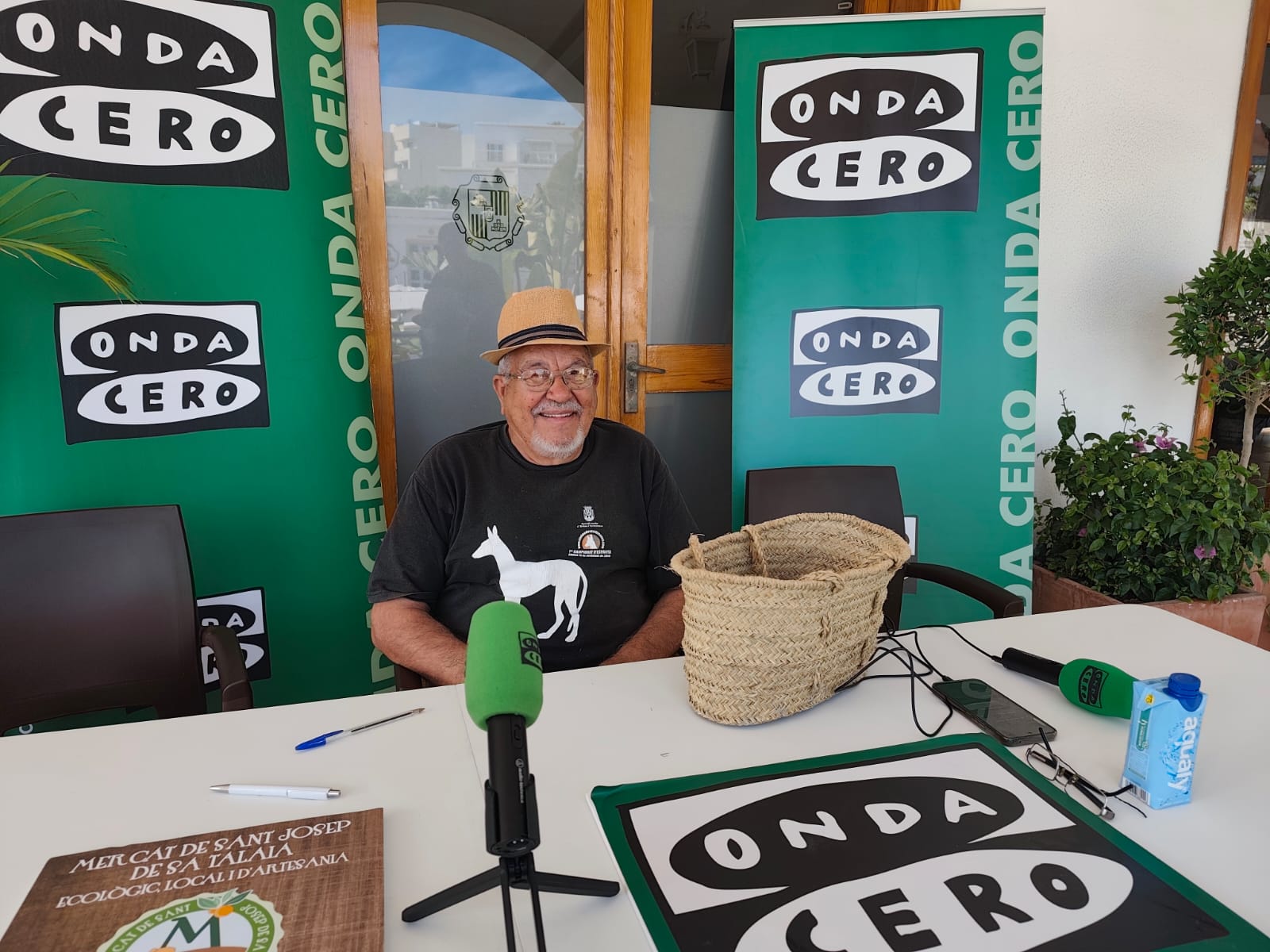 Pep Ramis: "Mantener vivo el trabajo con el esparto supone conservar una parte esencial de la memoria colectiva de Ibiza" Pep Ramis: "Mantener vivo el trabajo con el esparto supone conservar una parte esencial de la memoria colectiva de Ibiza"