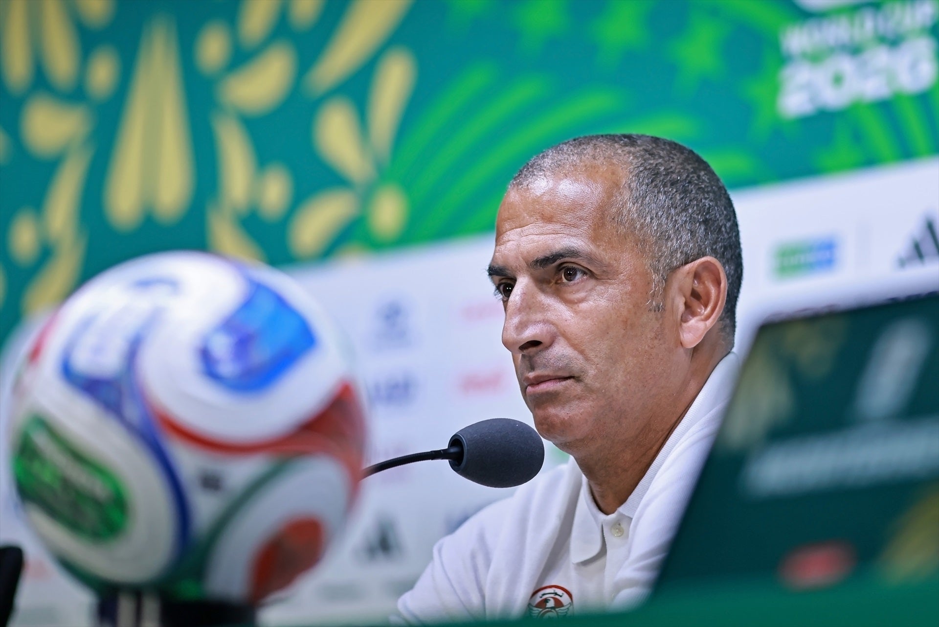 El exentrenador de Túnez, Sabri Lamouchi El exentrenador de Túnez, Sabri Lamouchi
