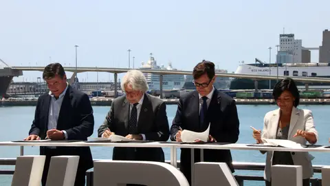 Catalunya rubrica un Pacte Nacional per a la Indústria amb 5.000 milions fins al 2030 Catalunya rubrica un Pacte Nacional per a la Indústria amb 5.000 milions fins al 2030