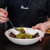 El alimentario celebra cuatro años consolidado como uno de los referentes gastronómico de la Axarquía 