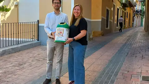 Villajoyosa y Ecovidrio lanzan de nuevo la campaña de “La reconquista del Vidrio” para las Fiestas de Moros y Cristianos Villajoyosa y Ecovidrio lanzan de nuevo la campaña de “La reconquista del Vidrio” para las Fiestas de Moros y Cristianos