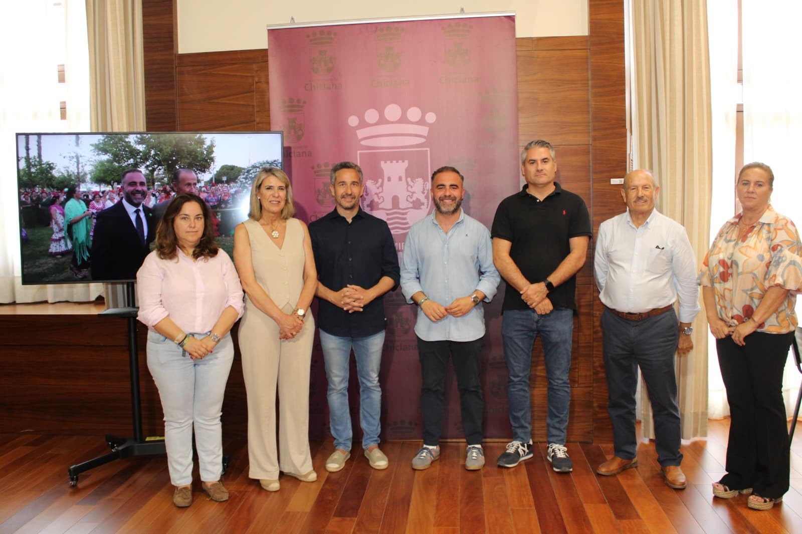 El Ayuntamiento de Chiclana realiza un balance "exitoso, pese al levante" de la Feria de San Antonio 2026 El Ayuntamiento de Chiclana realiza un balance "exitoso, pese al levante" de la Feria de San Antonio 2026