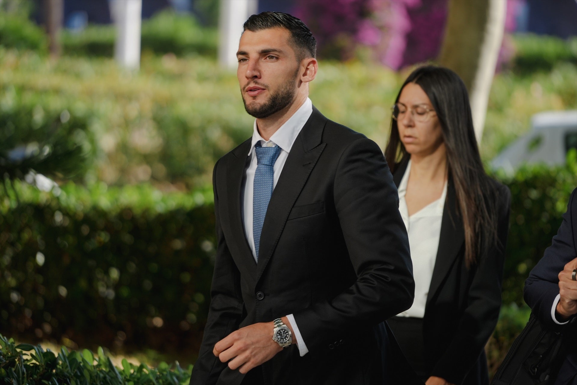 El futbolista Rafa Mir, en una imagen de archivo a su llegada a la Audiencia Provincial de Valencia. El futbolista Rafa Mir, en una imagen de archivo a su llegada a la Audiencia Provincial de Valencia.