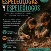 Rincón de la Victoria convierte este verano a los más pequeños en arqueólogos y espeleólogos en la Cueva del Tesoro