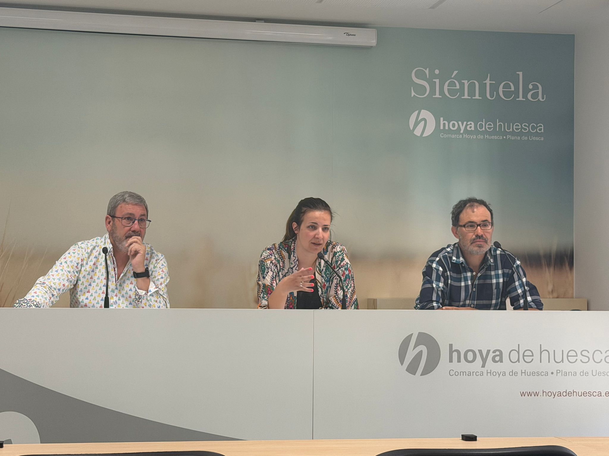 El punto limpio se abre a los vecinos de la Hoya de Huesca El punto limpio se abre a los vecinos de la Hoya de Huesca