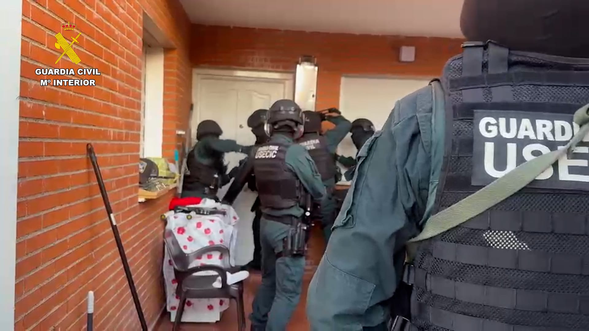 Cae una banda que robaba en camiones; 12 detenidos y 7 en prisión Cae una banda que robaba en camiones; 12 detenidos y 7 en prisión