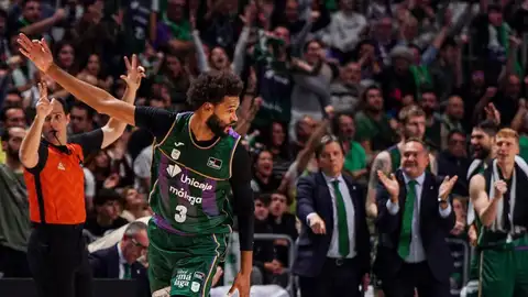 James Webb III y Xavier Castañeda no seguirán en el Unicaja James Webb III y Xavier Castañeda no seguirán en el Unicaja
