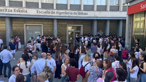 Concentración contra los resultados de la PAU Concentración contra los resultados de la PAU
