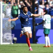 Mbappé celebra su segundo gol ante Senegal