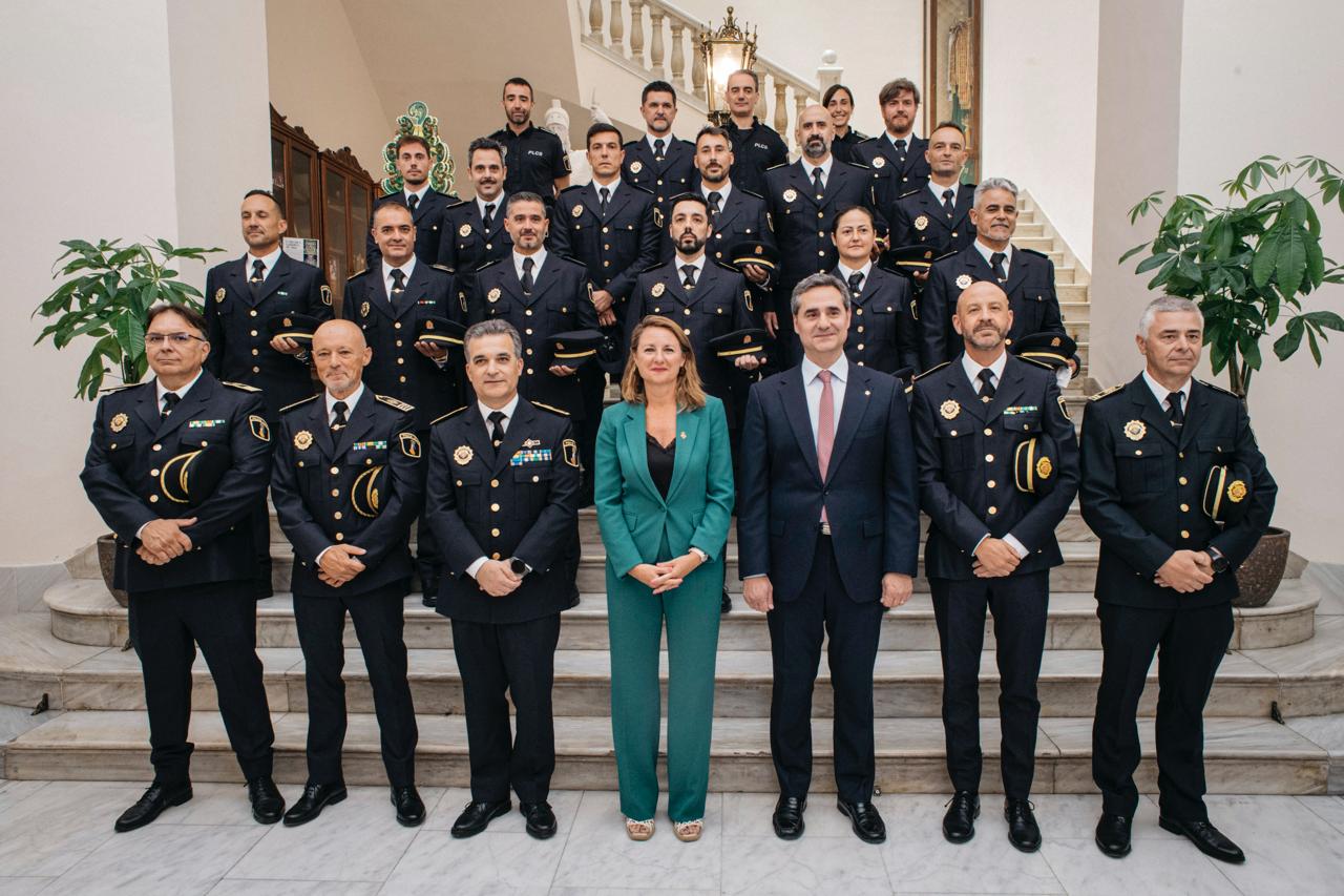 Castellón refuerza su Policía Local con la toma de posesión de 14 nuevos oficiales Castellón refuerza su Policía Local con la toma de posesión de 14 nuevos oficiales