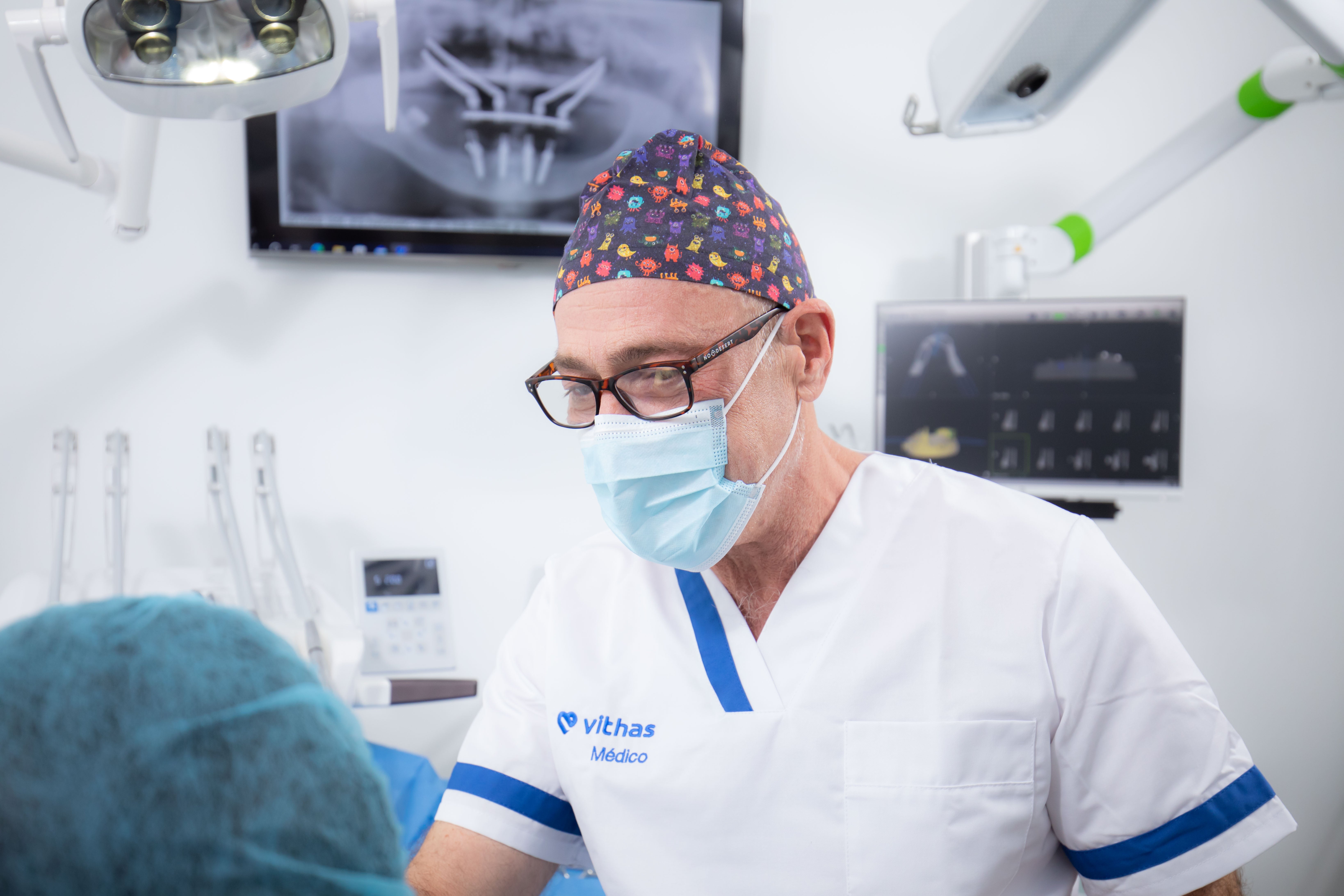 Vithas lanza ‘Recuperando la sonrisa’, nuevo capítulo de su pódcast Historias & Historiales, protagonizado por el Dr. Rubén Davó Vithas lanza ‘Recuperando la sonrisa’, nuevo capítulo de su pódcast Historias & Historiales, protagonizado por el Dr. Rubén Davó