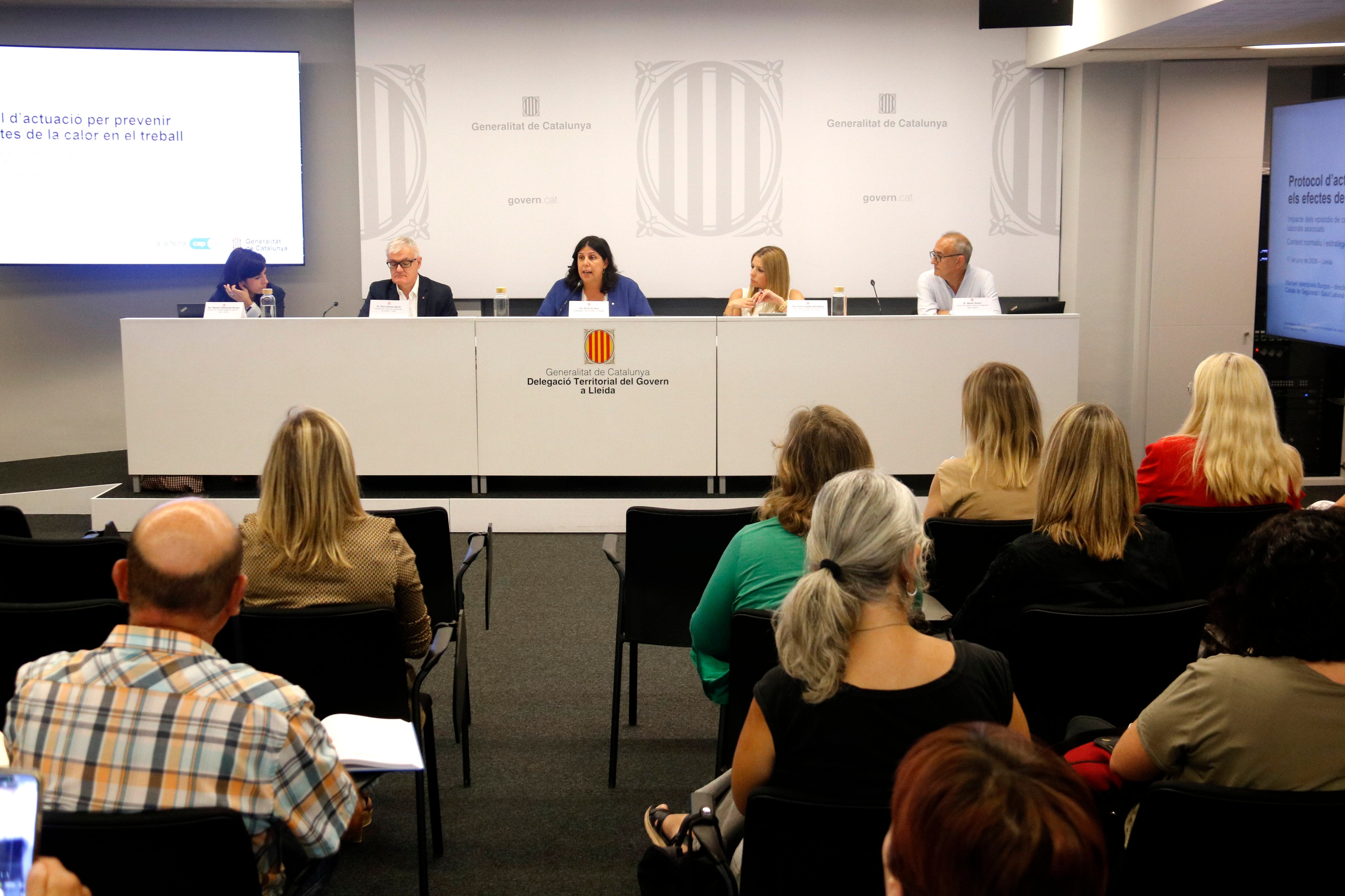 Nou protocol contra la calor a la feina: horaris flexibles, ombra i més control de la Inspecció Nou protocol contra la calor a la feina: horaris flexibles, ombra i més control de la Inspecció