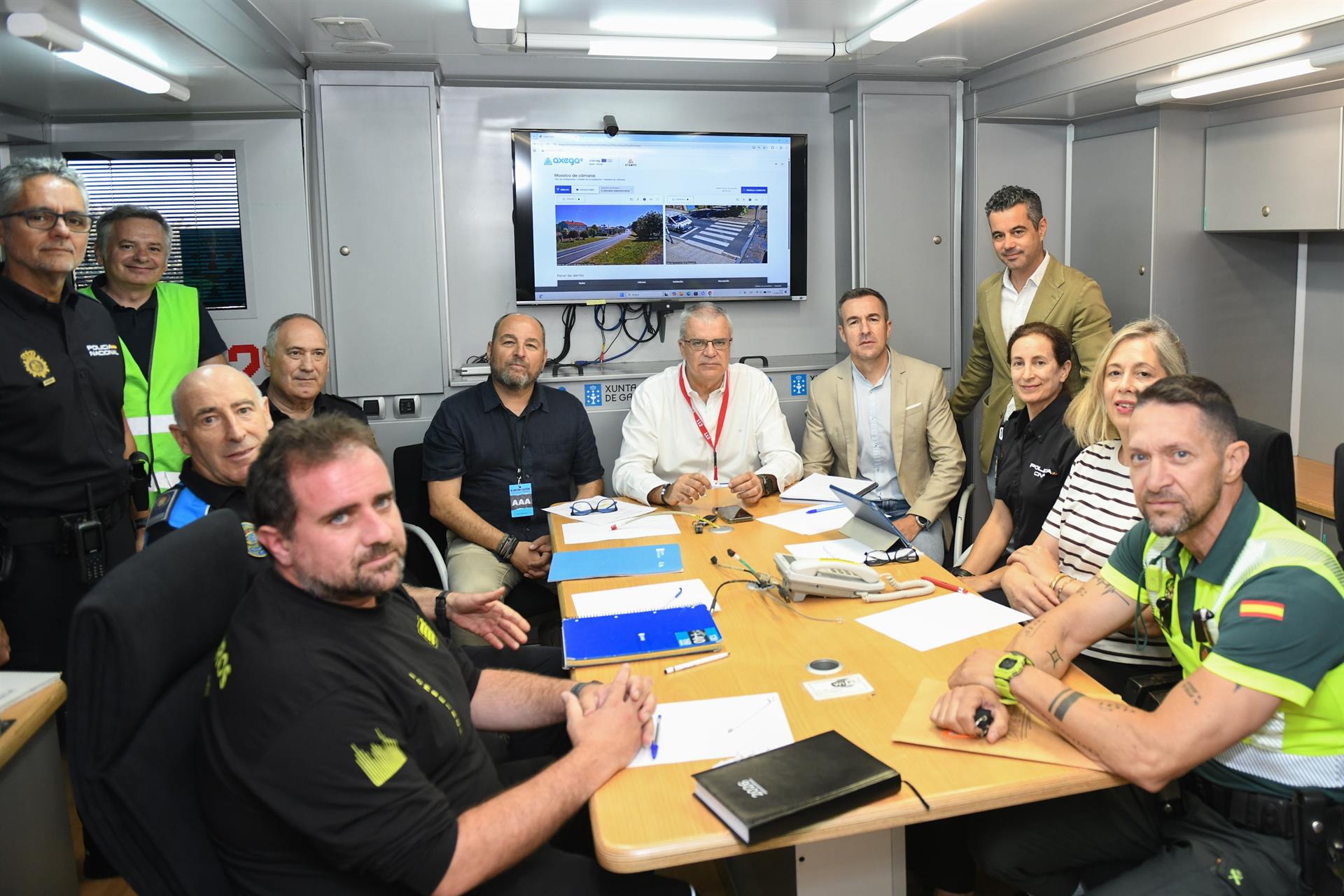 Interceptado transportando duascentas camisetas deportivas presuntamente falsificadas Interceptado transportando duascentas camisetas deportivas presuntamente falsificadas