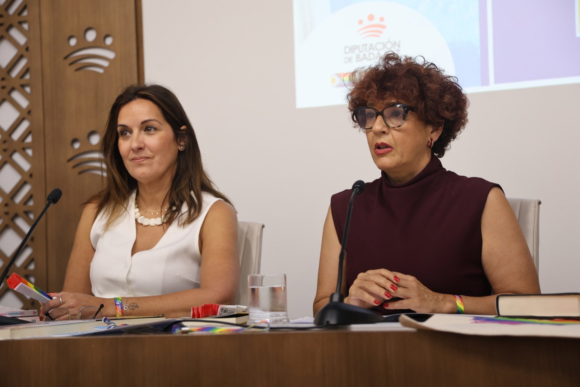 El programa 'Tinta de verano' recala en 12 municipios pacenses para promover la igualdad y la diversidad con la lectura El programa 'Tinta de verano' recala en 12 municipios pacenses para promover la igualdad y la diversidad con la lectura
