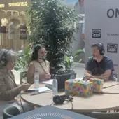 María Ferrer, responsable de Márketing de Coruña The Style Outlets, junto a Lara Vivero y Óscar Blanco María Ferrer, responsable de Márketing de Coruña The Style Outlets, junto a Lara Vivero y Óscar Blanco