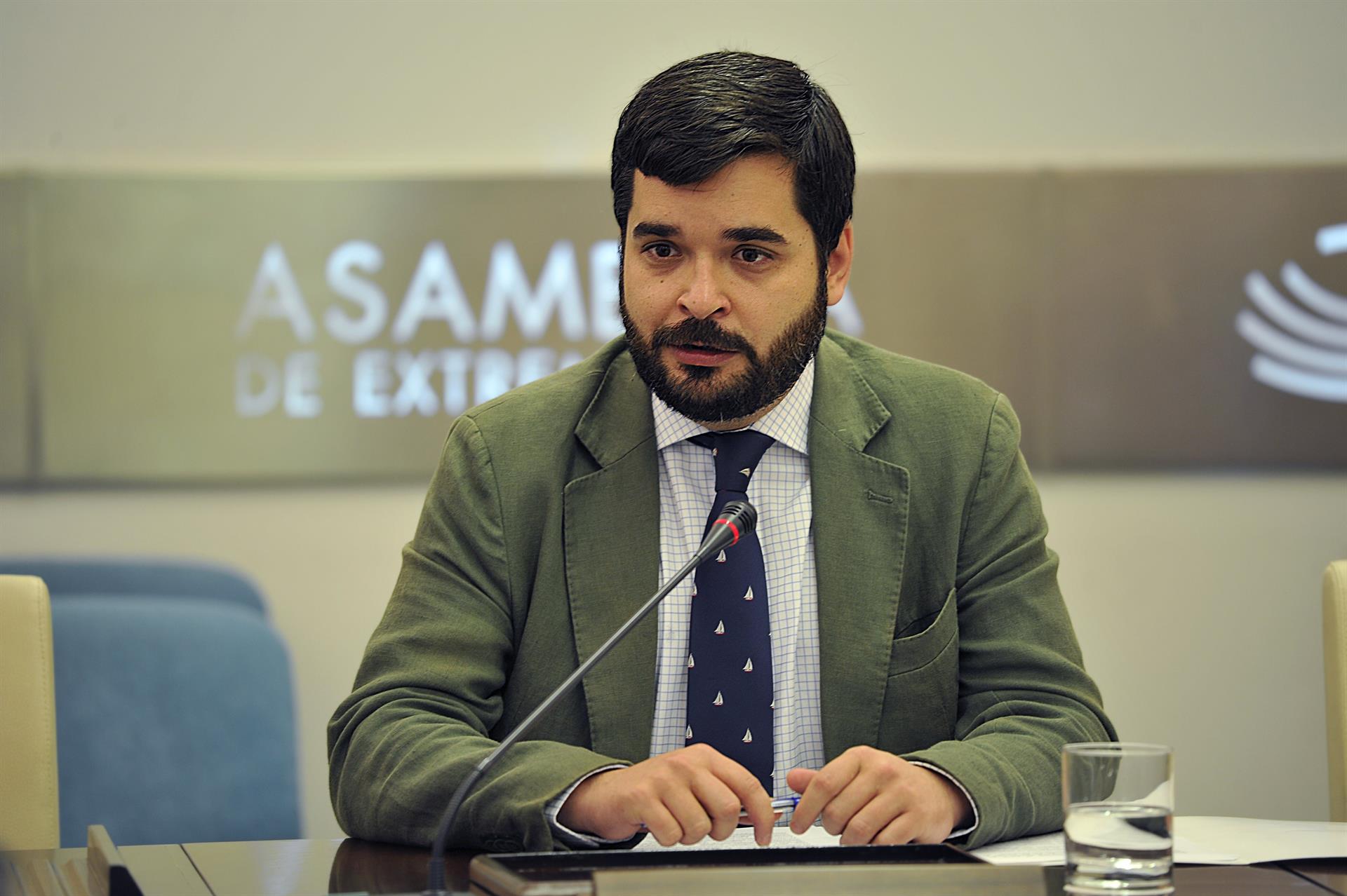 La Junta de Extremadura reconoce que incumplirá la ley regional de cooperación aunque no la derogará ni la modificará La Junta de Extremadura reconoce que incumplirá la ley regional de cooperación aunque no la derogará ni la modificará