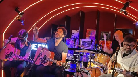 Viva Suecia en Local de Ensayo Europa FM