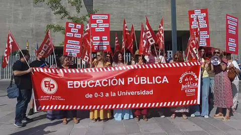 CCOO de Extremadura vuelve a reclamar a la Junta jornada completa y contrato anual para el Personal de Apoyo Educativo CCOO de Extremadura vuelve a reclamar a la Junta jornada completa y contrato anual para el Personal de Apoyo Educativo