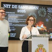 Castellón celebra la Noche de San Juan en la playa del Gurugú con correfoc, música y fuegos artificiales