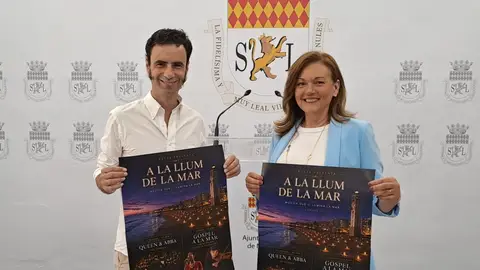 La concejala de Cultura, Maria José Esteban, junto al guitarrista de Nules, Pedro Navarro. La concejala de Cultura, Maria José Esteban, junto al guitarrista de Nules, Pedro Navarro.