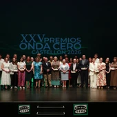 Foto de familia de los premiados en la gala de Onda Cero Castellón. Foto de familia de los premiados en la gala de Onda Cero Castellón.
