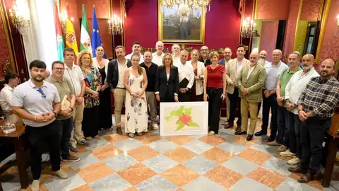 Granada amplía el Área de Prestación Conjunta del Taxi a 22 municipios y plantea una subida de tarifas del 8,5% Granada amplía el Área de Prestación Conjunta del Taxi a 22 municipios y plantea una subida de tarifas del 8,5%