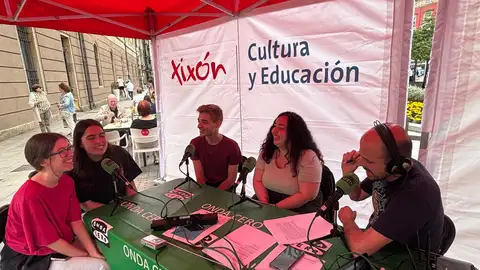 Carlota, Claudia, Javi y Sara Carlota, Claudia, Javi y Sara