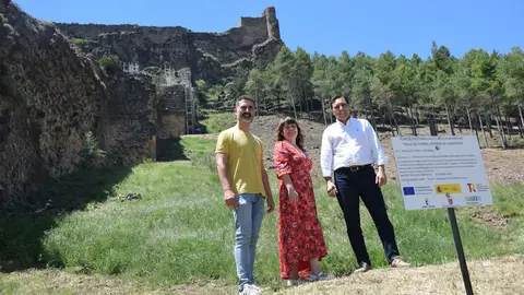 Las obras de rehabilitación de la muralla de Cañete financiadas por la Diputación de Cuenca superan el 80% de ejecución Las obras de rehabilitación de la muralla de Cañete financiadas por la Diputación de Cuenca superan el 80% de ejecución