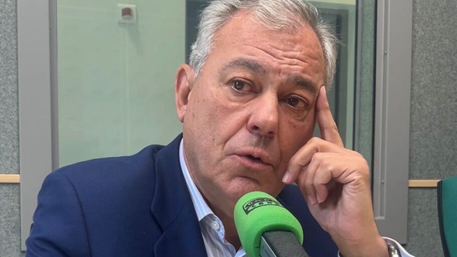 Sanz en Más de Uno Sevilla: "mientras yo sea Alcalde, no se aplicará aquí la prioridad nacional"