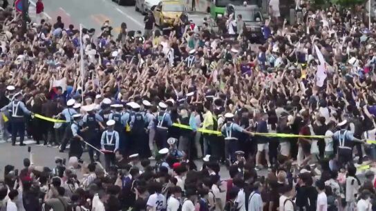 Locura en Tokio tras la victoria de la selección por goleada ante Túnez