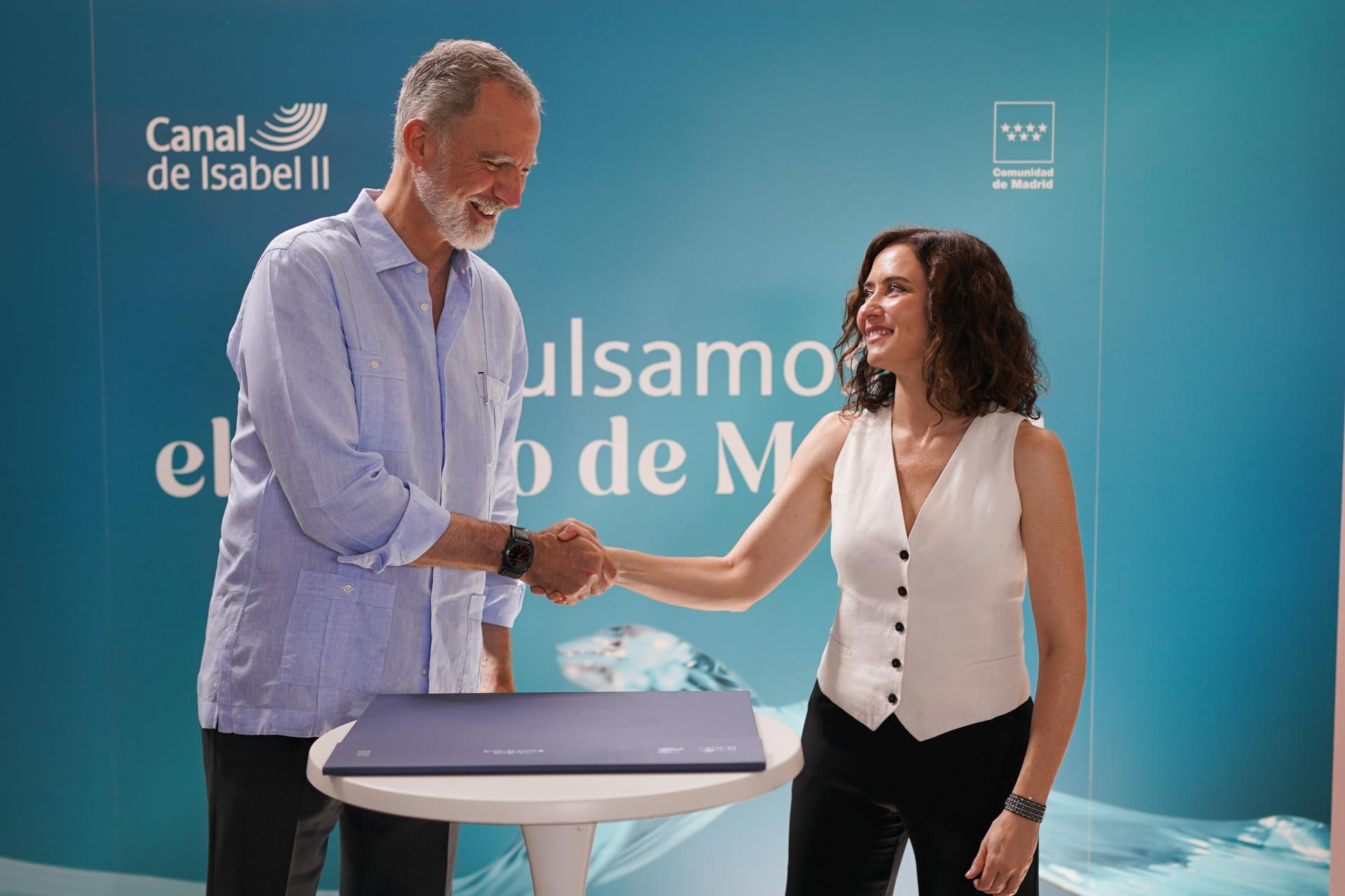Felipe VI y Ayuso inauguran en Pinto un centro pionero que producirá hidrógeno verde con agua regenerada Felipe VI y Ayuso inauguran en Pinto un centro pionero que producirá hidrógeno verde con agua regenerada