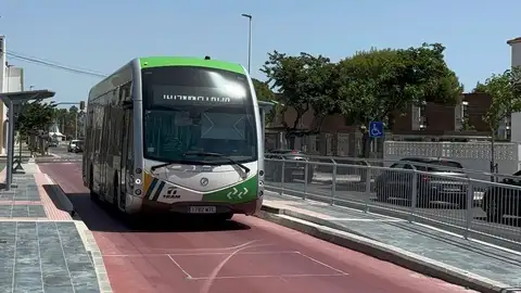 El TRAM de Castellón estrena nuevo servicio directo a las playas este verano sin necesidad de transbordo El TRAM de Castellón estrena nuevo servicio directo a las playas este verano sin necesidad de transbordo