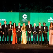 El Círculo Empresarial de Málaga premia la excelencia de Sando, Trops, Tour10 y Utamed en su VI Gala Benéfica El Círculo Empresarial de Málaga premia la excelencia de Sando, Trops, Tour10 y Utamed en su VI Gala Benéfica
