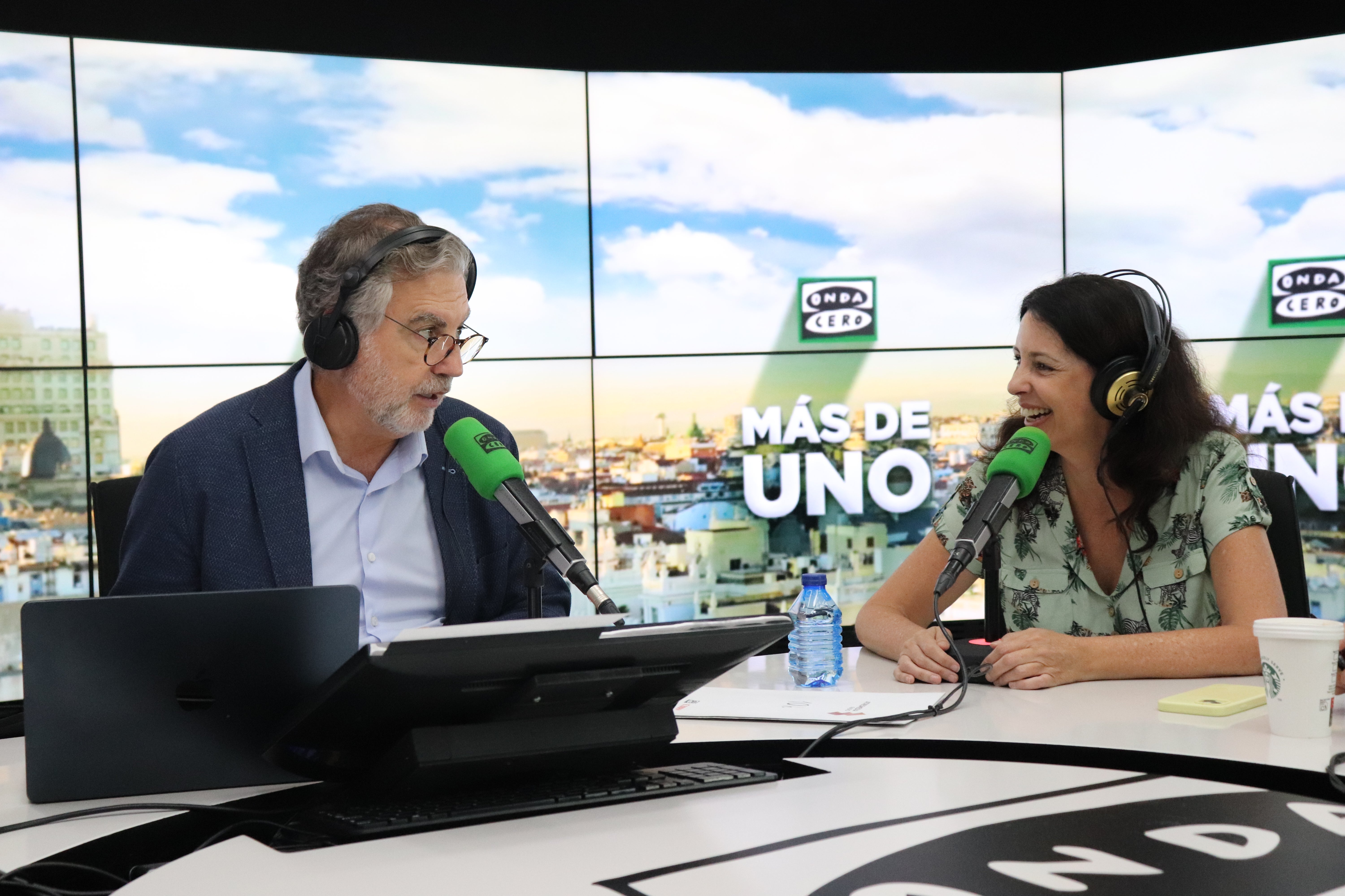 Marta González de Vega presenta 'Haciendo amigos', la nueva comedia producida por Santiago Segura episode artwork