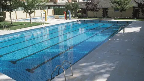 Huesca reduce un 40% el precio de las entradas a las piscinas municipales Huesca reduce un 40% el precio de las entradas a las piscinas municipales