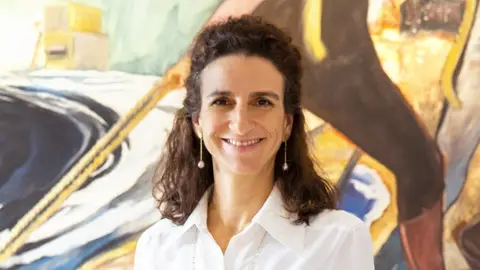 Leticia Fernández-Friera Leticia Fernández-Friera