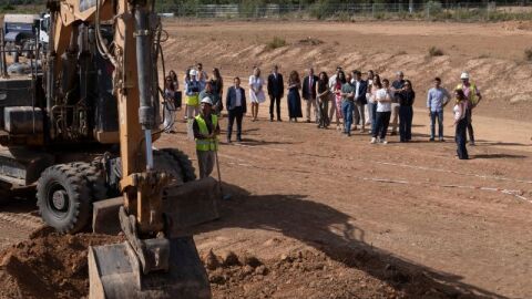 Primera piedra CENTIDE en Calahorra