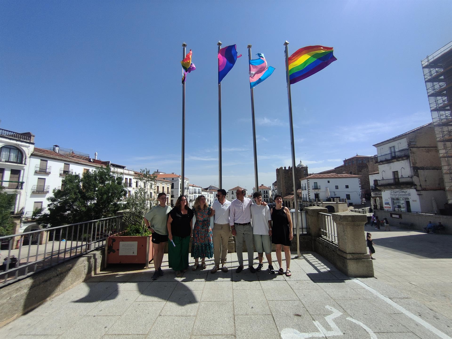 Cáceres vuelve a convertir la Plaza Mayor en epicentro del Orgullo con una gran fiesta este sábado Cáceres vuelve a convertir la Plaza Mayor en epicentro del Orgullo con una gran fiesta este sábado
