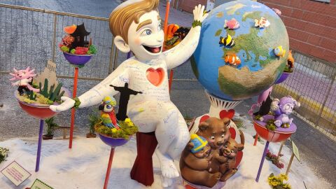 El barrio del Calvario conserva la tradici&oacute;n de las hogueras de San Juan en la ciudad de Torrevieja