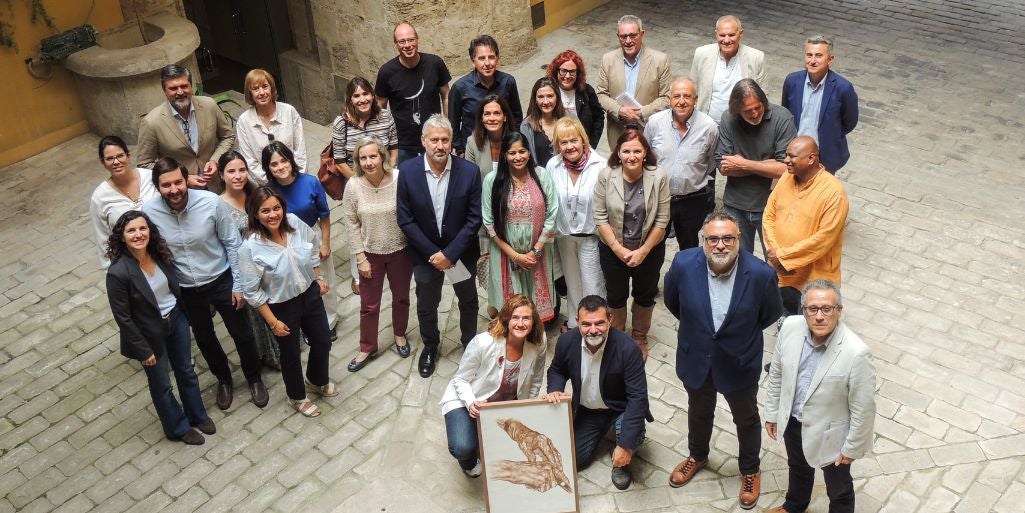 El cooperativisme valencià col·labora amb la Fundació Vicente Ferrer per a ajudar a la infància a Gaza. El cooperativisme valencià col·labora amb la Fundació Vicente Ferrer per a ajudar a la infància a Gaza.