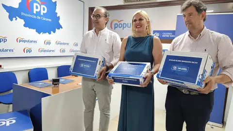 Elena Manzano presenta la única candidatura a la presidencia del Partido Popular de la provincia de Cáceres Elena Manzano presenta la única candidatura a la presidencia del Partido Popular de la provincia de Cáceres