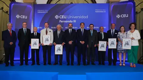 La Universidad CEU Fernando III reconoce trayectorias ejemplares al servicio de la sociedad en la VIII edición de sus premios La Universidad CEU Fernando III reconoce trayectorias ejemplares al servicio de la sociedad en la VIII edición de sus premios