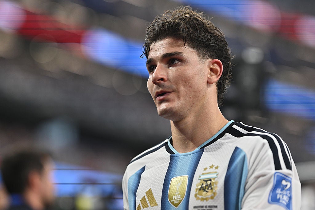 Julián Alvarez en un partido con Argentina Julián Alvarez en un partido con Argentina