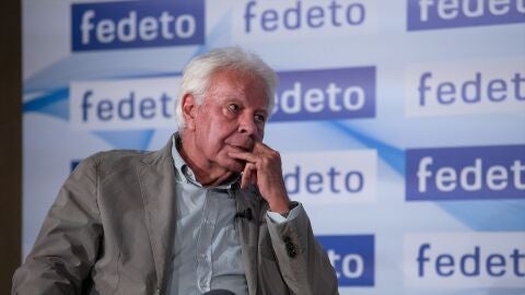 El expresidente del Gobierno de España, Felipe González, durante un coloquio en Castilla-La Mancha con Emiliano García Page El expresidente del Gobierno de España, Felipe González, durante un coloquio en Castilla-La Mancha con Emiliano García Page