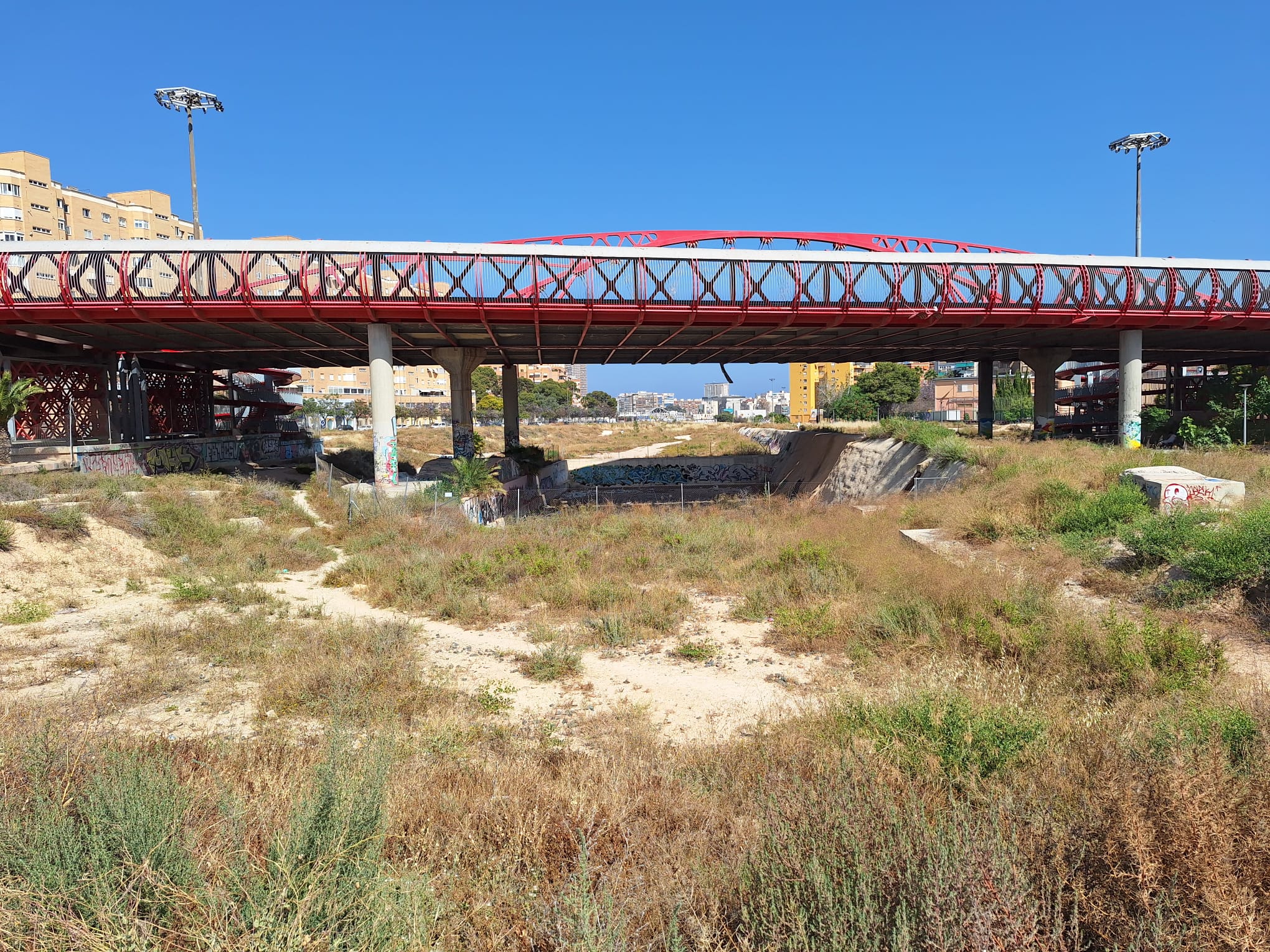 Puente dice que el desarrollo del Parque Central podrá acelerarse una vez se suscriba el convenio entre las administraciones implicadas Puente dice que el desarrollo del Parque Central podrá acelerarse una vez se suscriba el convenio entre las administraciones implicadas