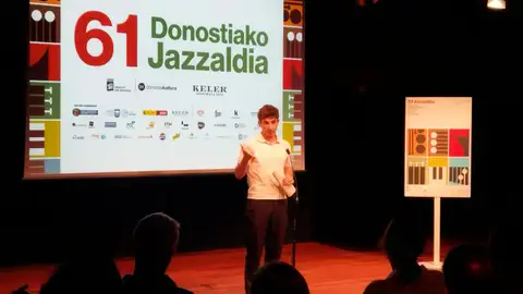 Jon Insausti, alcalde de San Sebastián, presenta el Jazzaldia Jon Insausti, alcalde de San Sebastián, presenta el Jazzaldia