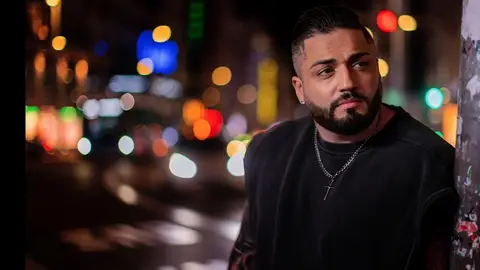 Antón Cortés, el artista que une el flamenco y Michael Jackson y que cuenta con el respaldo de la Infanta Elena Antón Cortés, el artista que une el flamenco y Michael Jackson y que cuenta con el respaldo de la Infanta Elena